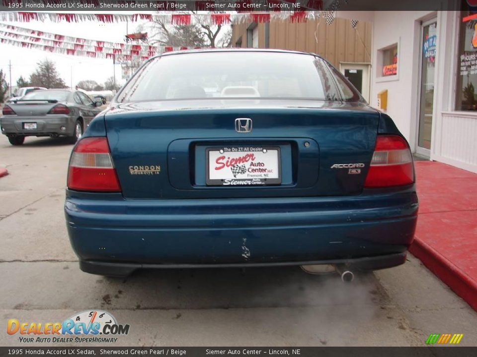 1995 Honda Accord LX Sedan Sherwood Green Pearl / Beige Photo #8