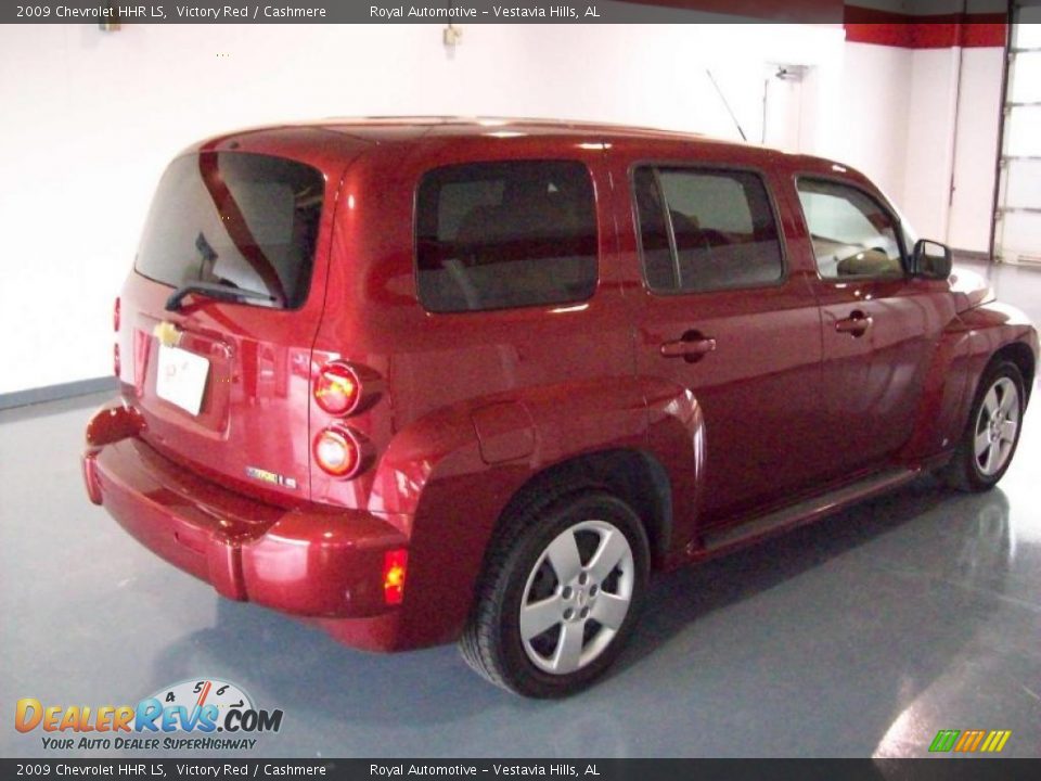 2009 Chevrolet HHR LS Victory Red / Cashmere Photo #6
