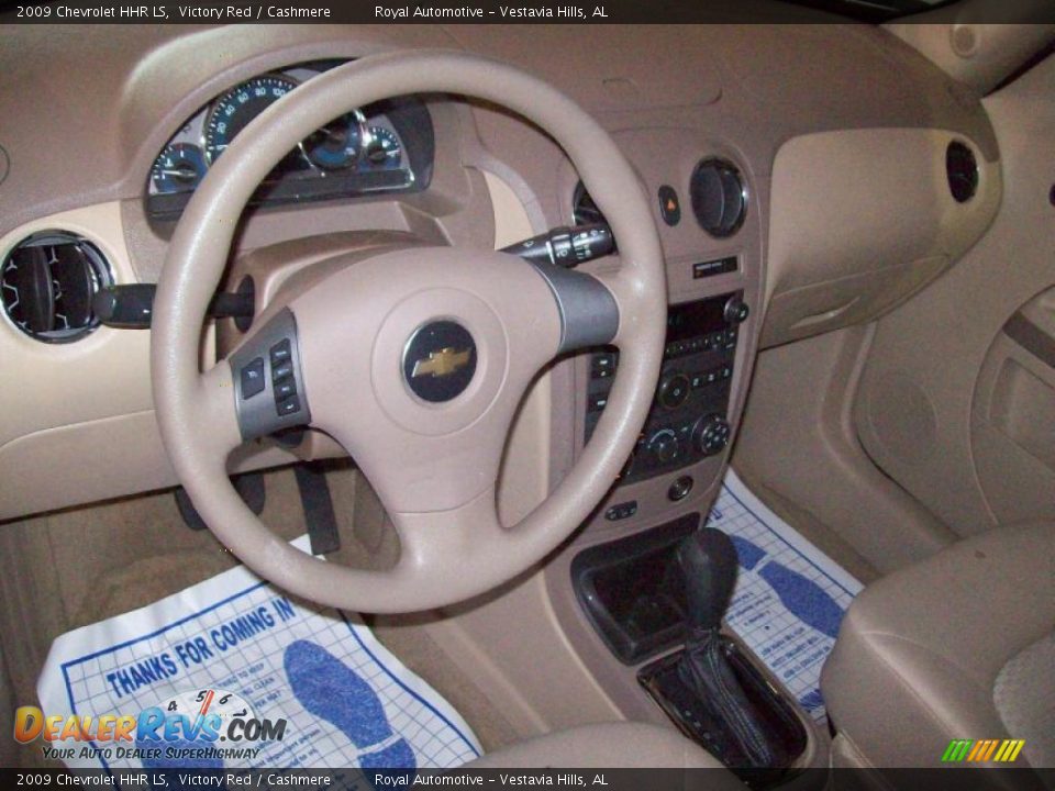 2009 Chevrolet HHR LS Victory Red / Cashmere Photo #12