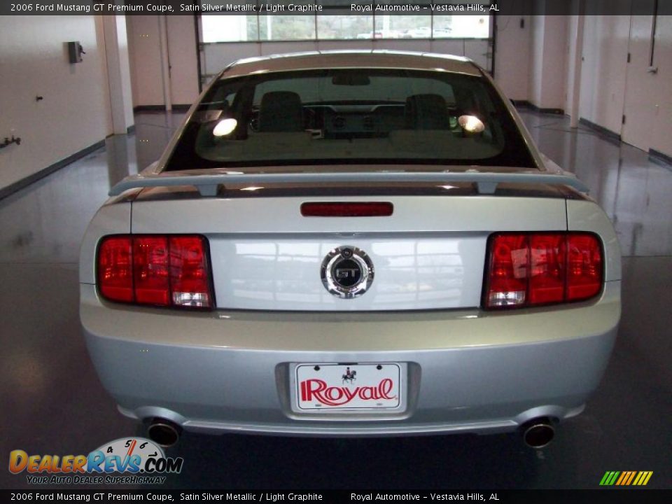 2006 Ford Mustang GT Premium Coupe Satin Silver Metallic / Light Graphite Photo #5