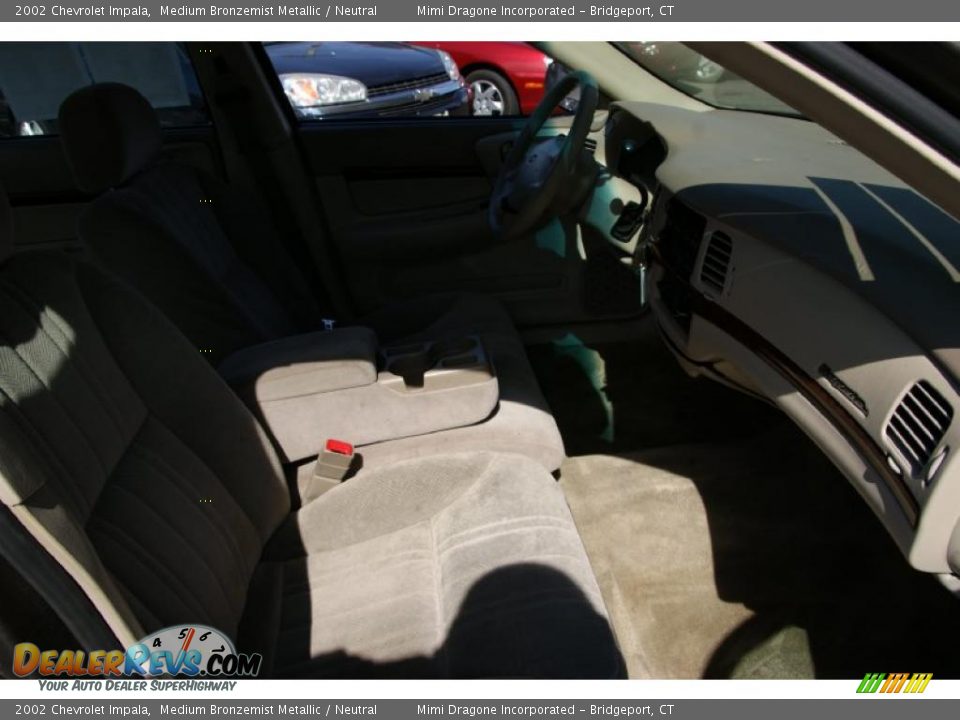 2002 Chevrolet Impala Medium Bronzemist Metallic / Neutral Photo #12