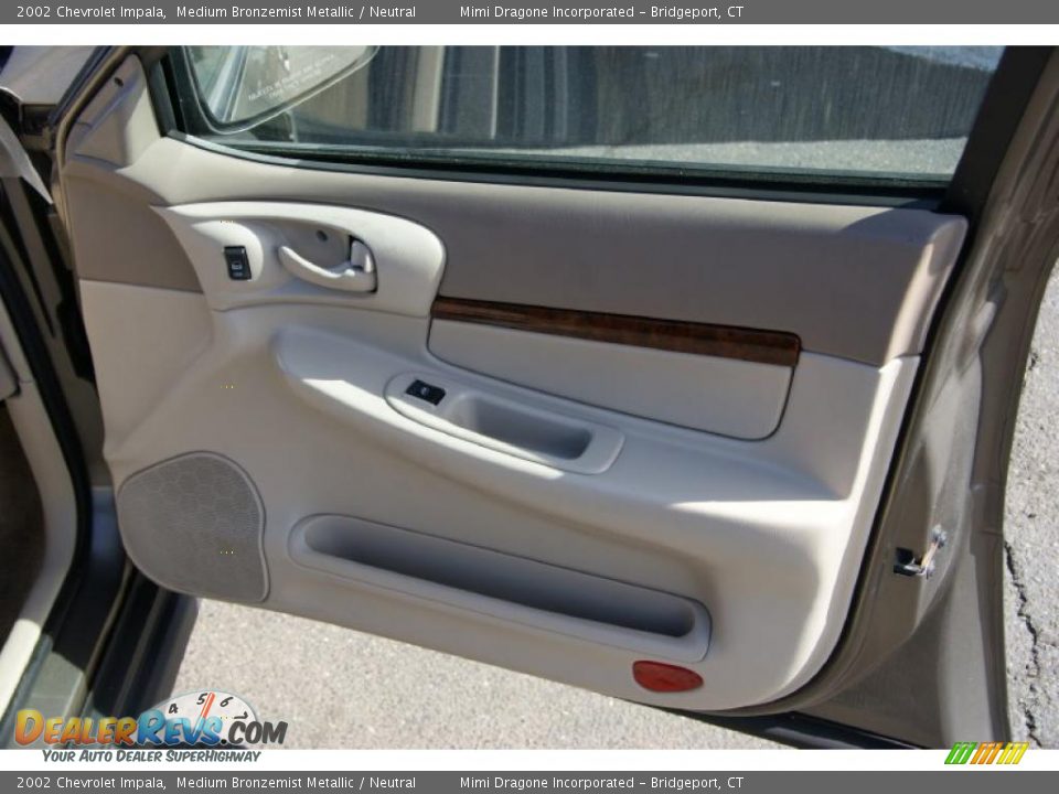 2002 Chevrolet Impala Medium Bronzemist Metallic / Neutral Photo #13