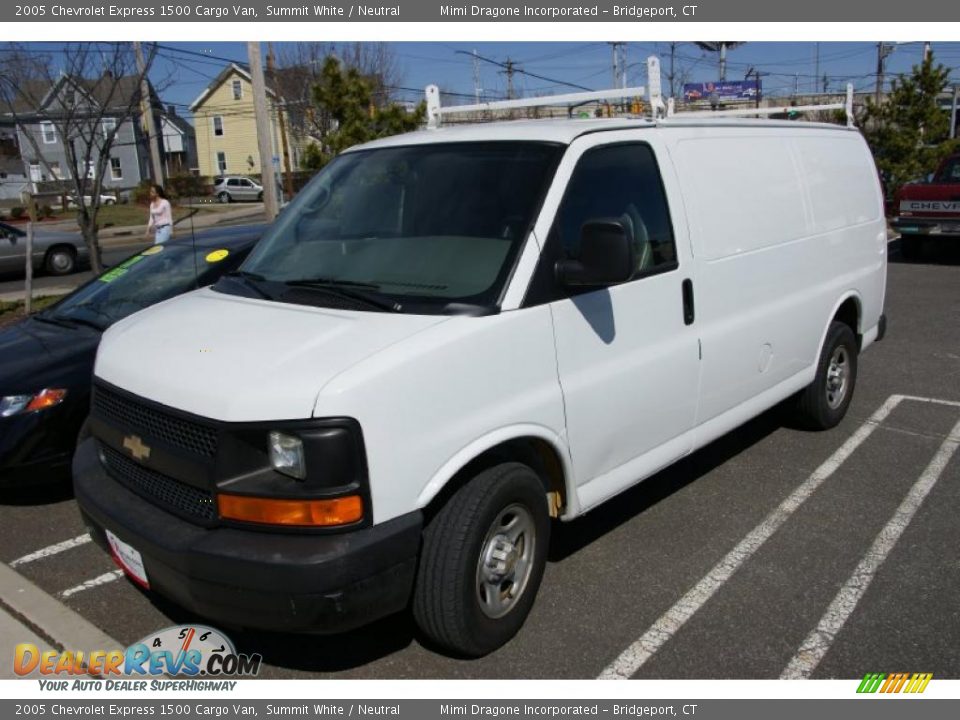 2005 Chevrolet Express 1500 Cargo Van Summit White / Neutral Photo #1