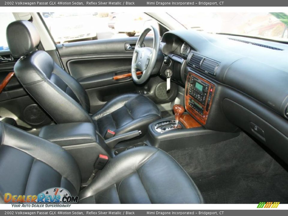 2002 Volkswagen Passat GLX 4Motion Sedan Reflex Silver Metallic / Black Photo #20