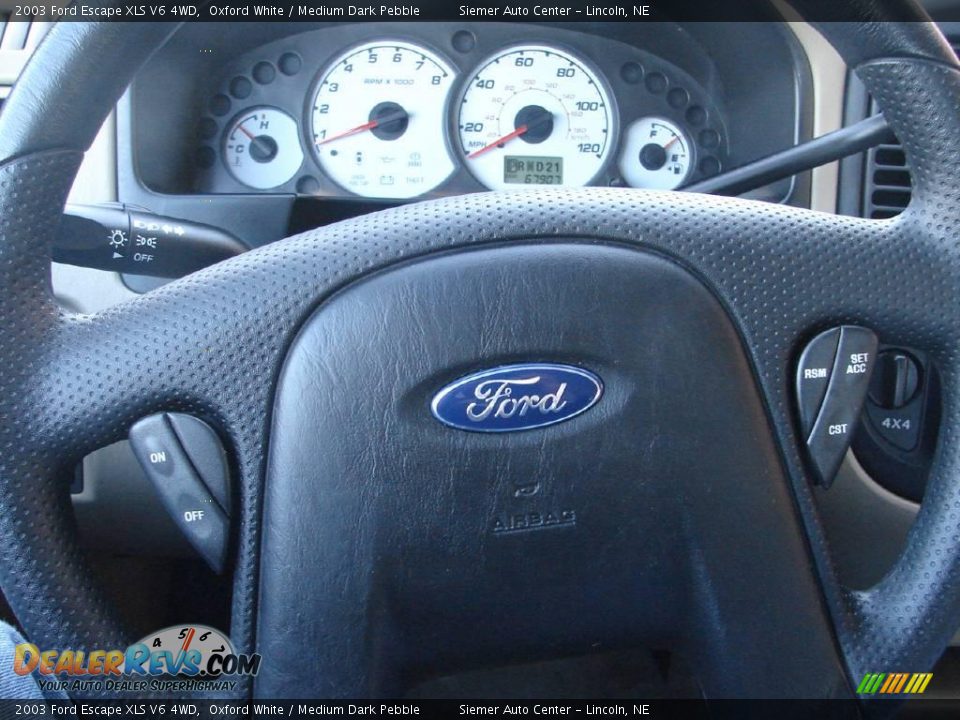 2003 Ford Escape XLS V6 4WD Oxford White / Medium Dark Pebble Photo #17