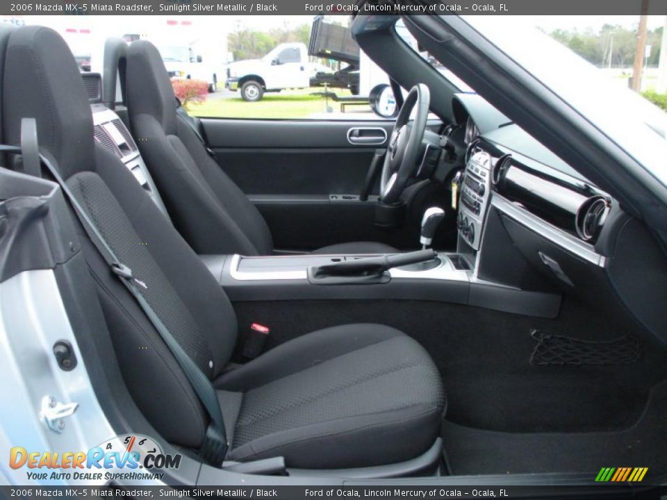 2006 Mazda MX-5 Miata Roadster Sunlight Silver Metallic / Black Photo #18