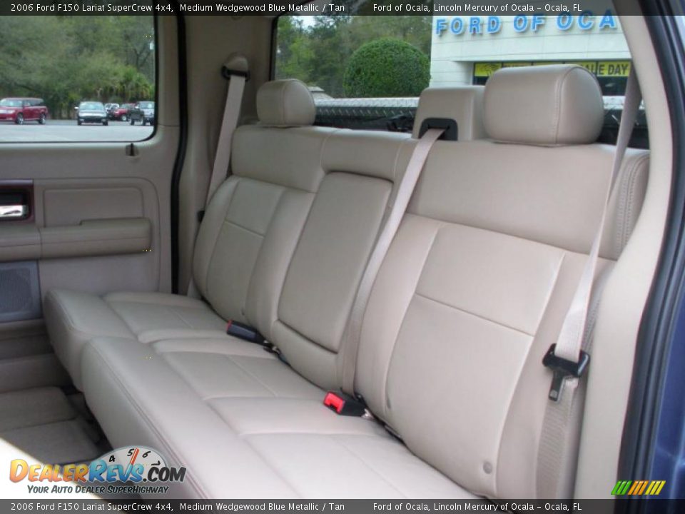 2006 Ford F150 Lariat SuperCrew 4x4 Medium Wedgewood Blue Metallic / Tan Photo #16