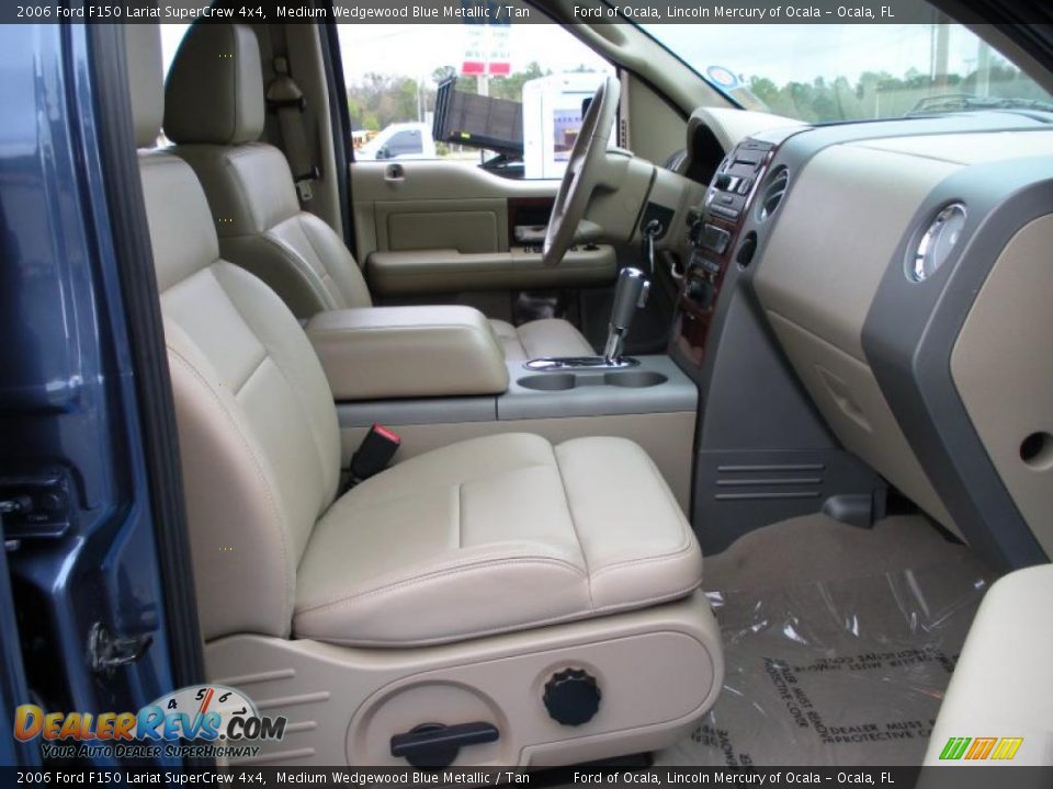 2006 Ford F150 Lariat SuperCrew 4x4 Medium Wedgewood Blue Metallic / Tan Photo #17