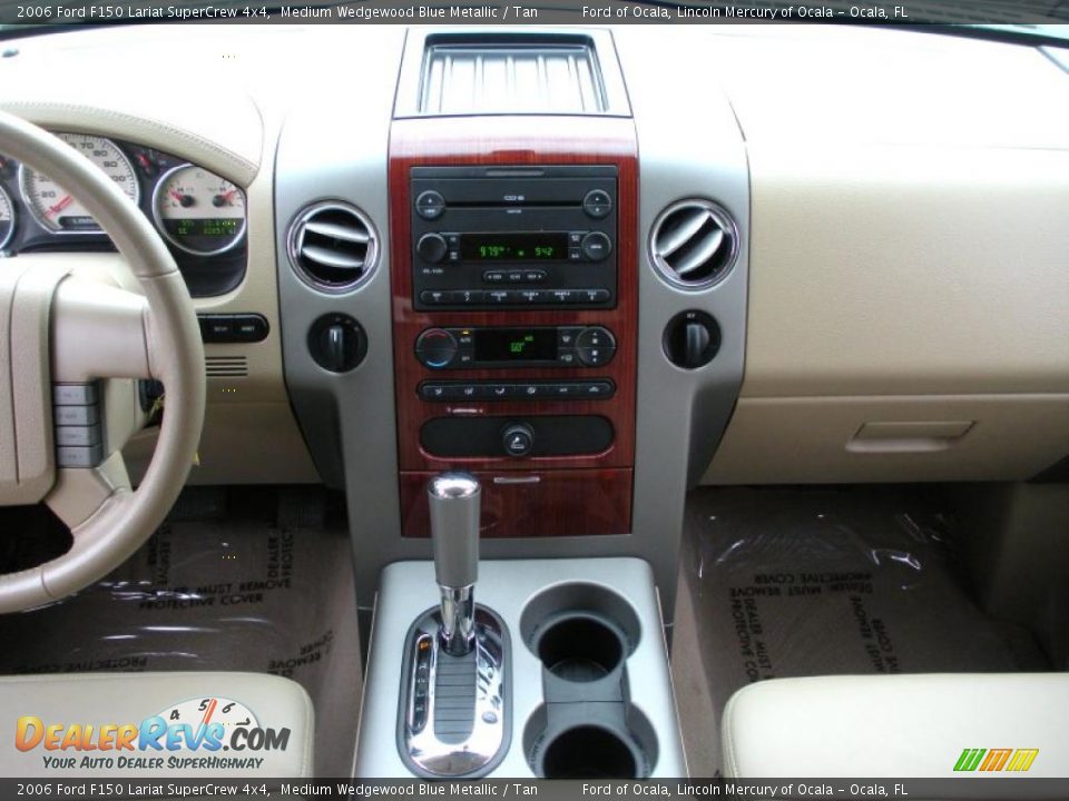 2006 Ford F150 Lariat SuperCrew 4x4 Medium Wedgewood Blue Metallic / Tan Photo #19