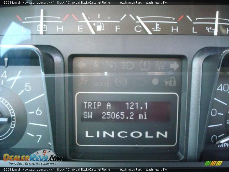 2008 Lincoln Navigator L Luxury 4x4 Black / Charcoal Black/Caramel Piping Photo #20