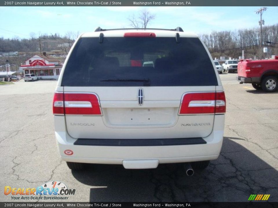 2007 Lincoln Navigator Luxury 4x4 White Chocolate Tri-Coat / Stone Photo #3