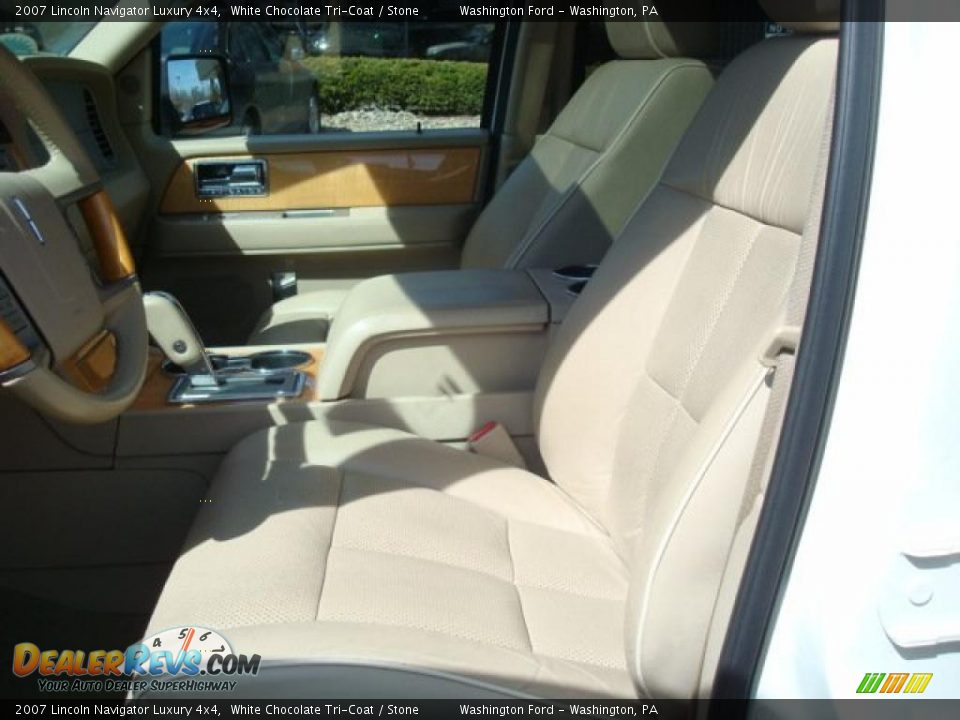 2007 Lincoln Navigator Luxury 4x4 White Chocolate Tri-Coat / Stone Photo #7