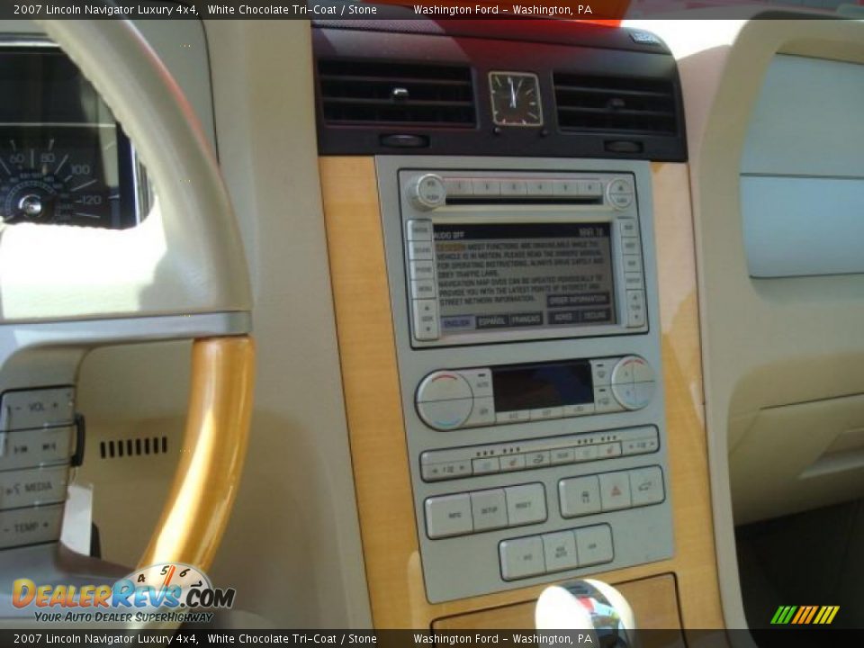 2007 Lincoln Navigator Luxury 4x4 White Chocolate Tri-Coat / Stone Photo #9
