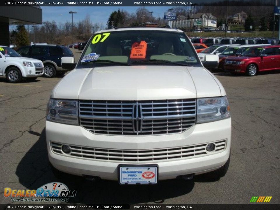 2007 Lincoln Navigator Luxury 4x4 White Chocolate Tri-Coat / Stone Photo #10