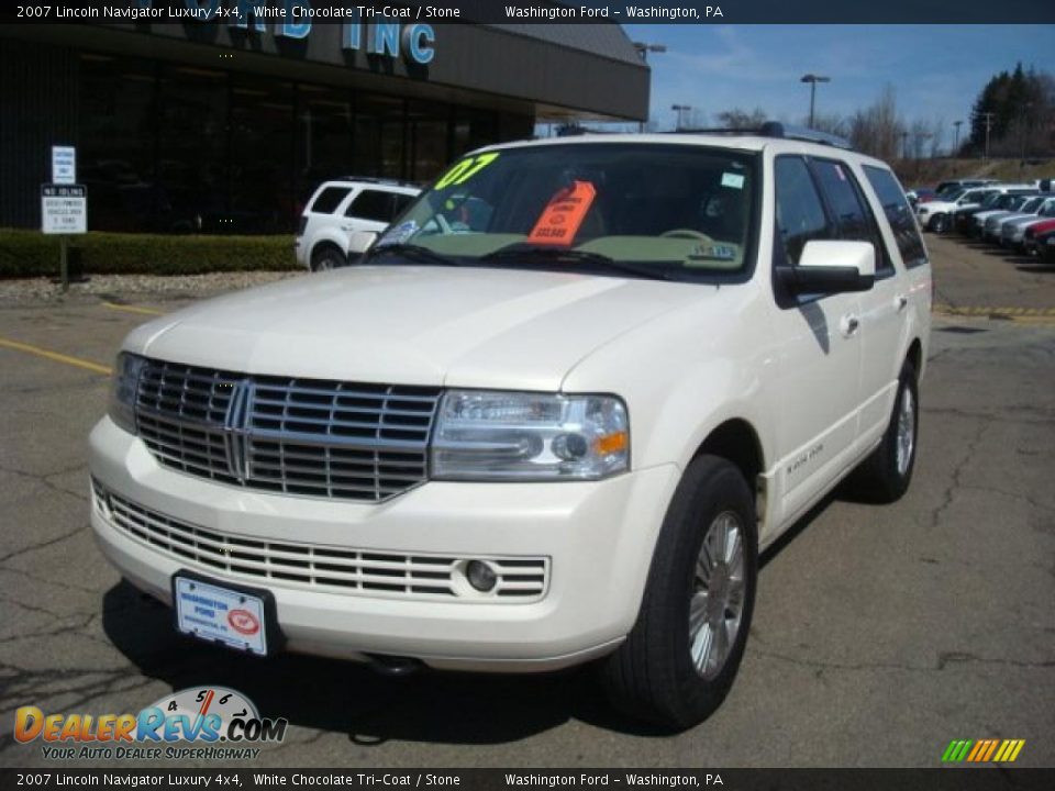 2007 Lincoln Navigator Luxury 4x4 White Chocolate Tri-Coat / Stone Photo #11