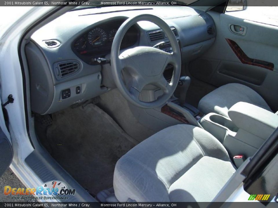 2001 Mitsubishi Galant ES Northstar White / Gray Photo #23