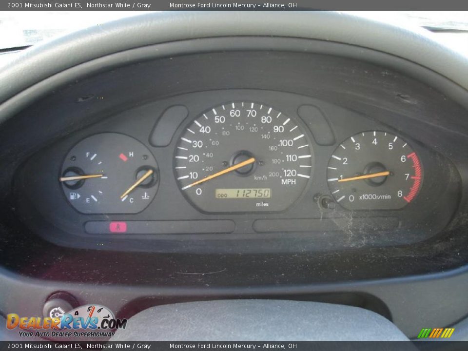 2001 Mitsubishi Galant ES Northstar White / Gray Photo #25
