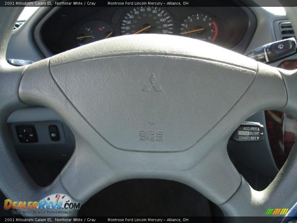 2001 Mitsubishi Galant ES Northstar White / Gray Photo #26