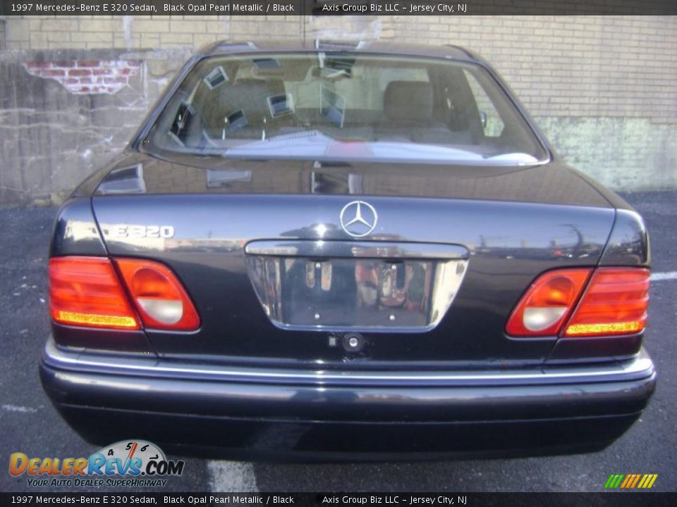 1997 Mercedes-Benz E 320 Sedan Black Opal Pearl Metallic / Black Photo #2