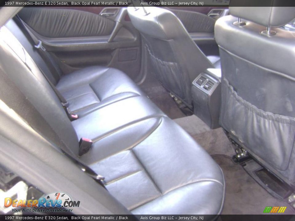 1997 Mercedes-Benz E 320 Sedan Black Opal Pearl Metallic / Black Photo #13
