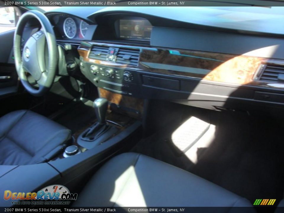 2007 BMW 5 Series 530xi Sedan Titanium Silver Metallic / Black Photo #12