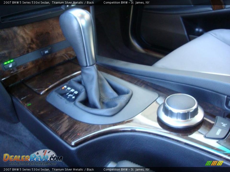 2007 BMW 5 Series 530xi Sedan Titanium Silver Metallic / Black Photo #14