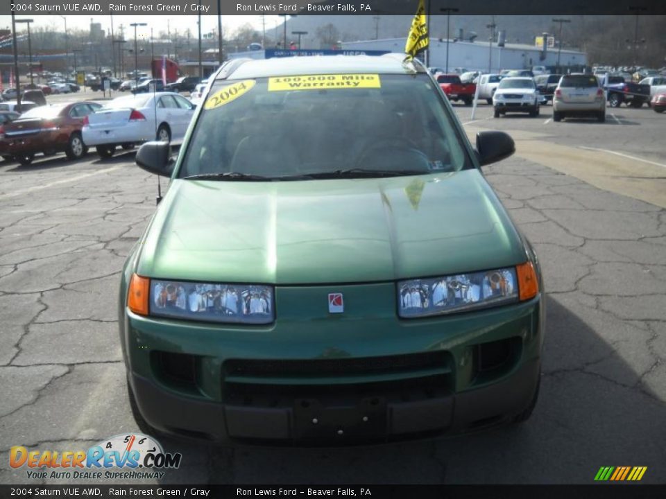 2004 Saturn VUE AWD Rain Forest Green / Gray Photo #17