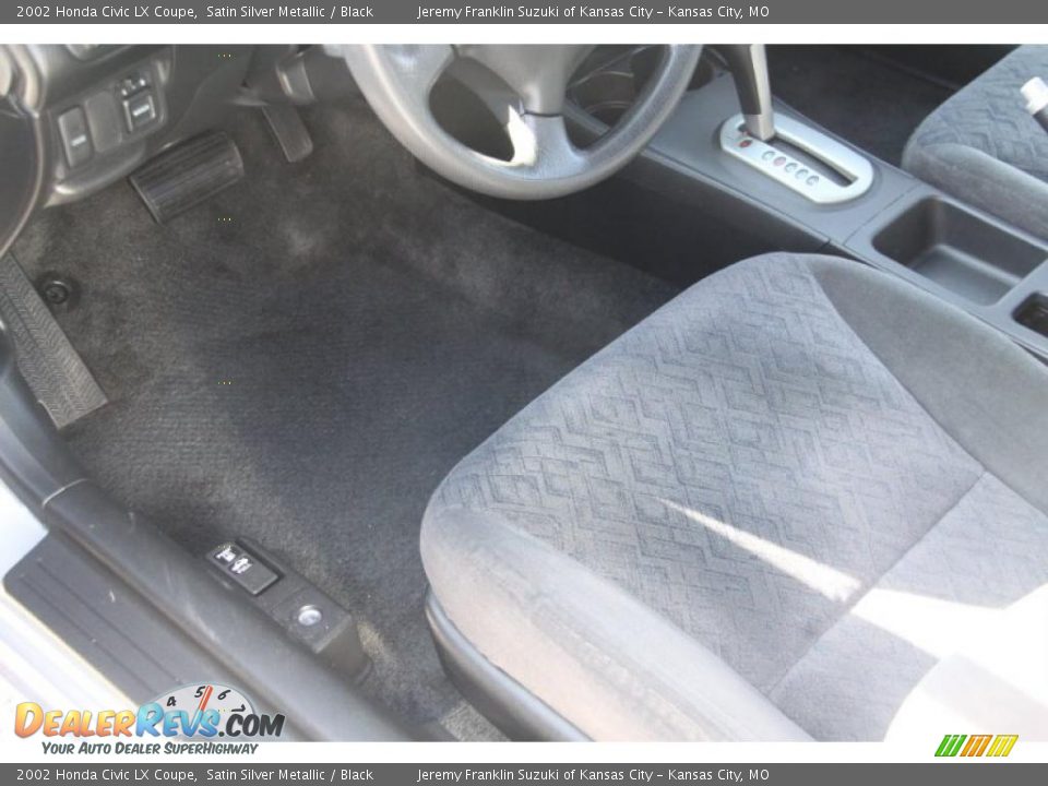 2002 Honda Civic LX Coupe Satin Silver Metallic / Black Photo #9
