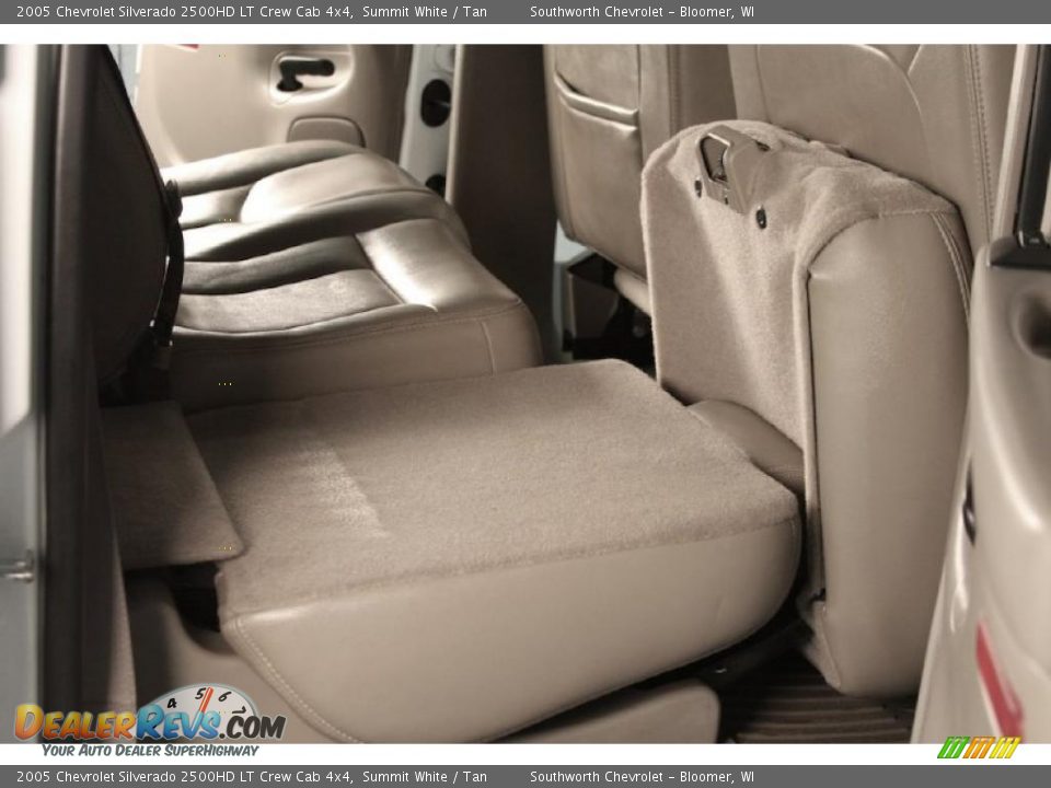 2005 Chevrolet Silverado 2500HD LT Crew Cab 4x4 Summit White / Tan Photo #7