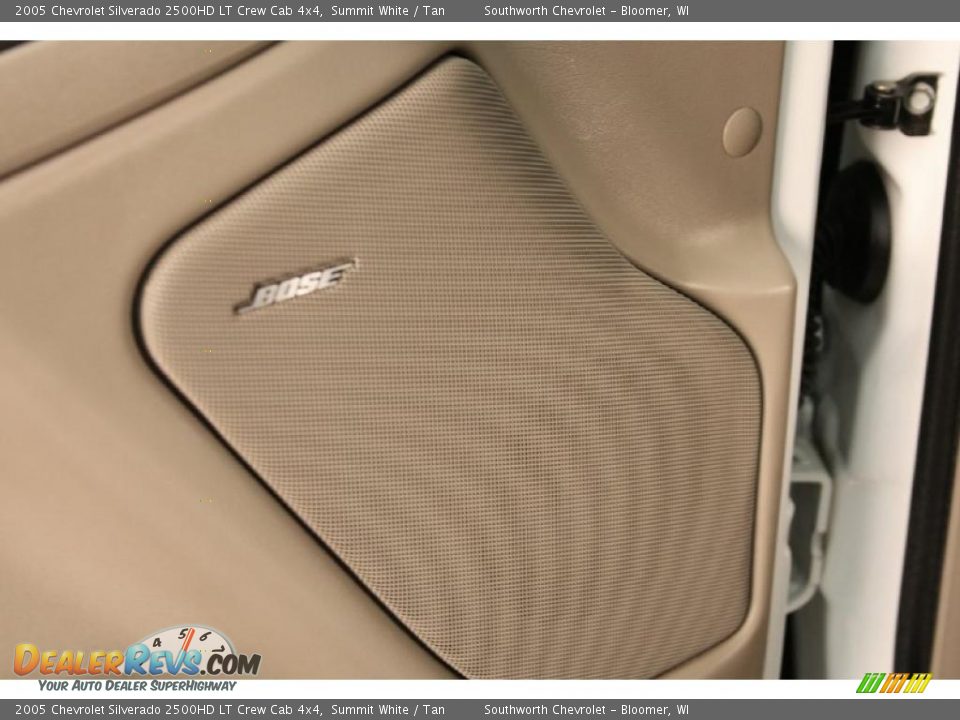 2005 Chevrolet Silverado 2500HD LT Crew Cab 4x4 Summit White / Tan Photo #9
