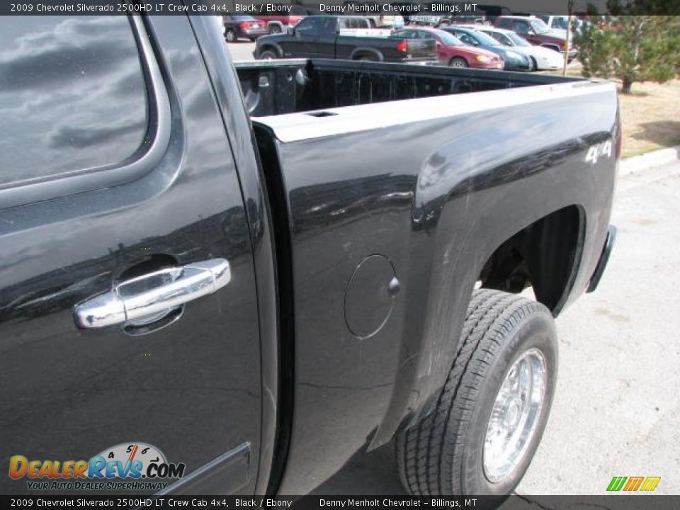 2009 Chevrolet Silverado 2500HD LT Crew Cab 4x4 Black / Ebony Photo #8
