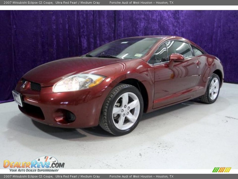 2007 Mitsubishi Eclipse GS Coupe Ultra Red Pearl / Medium Gray Photo #10
