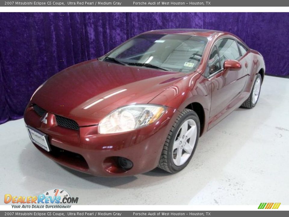 2007 Mitsubishi Eclipse GS Coupe Ultra Red Pearl / Medium Gray Photo #11