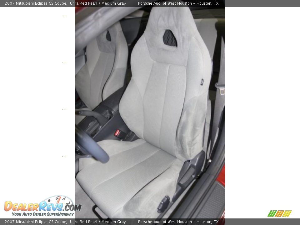 2007 Mitsubishi Eclipse GS Coupe Ultra Red Pearl / Medium Gray Photo #19