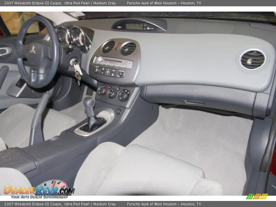 2007 Mitsubishi Eclipse GS Coupe Ultra Red Pearl / Medium Gray Photo #31