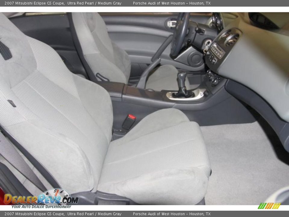 2007 Mitsubishi Eclipse GS Coupe Ultra Red Pearl / Medium Gray Photo #33