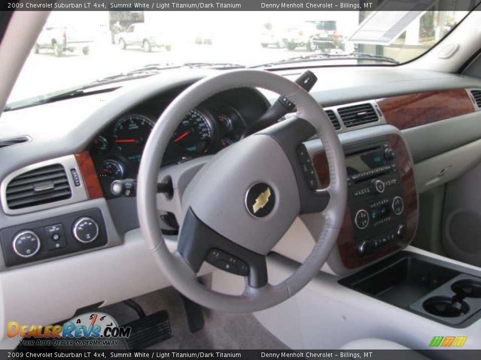 2009 Chevrolet Suburban LT 4x4 Summit White / Light Titanium/Dark Titanium Photo #5