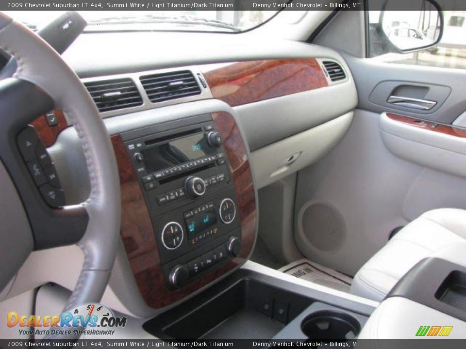 2009 Chevrolet Suburban LT 4x4 Summit White / Light Titanium/Dark Titanium Photo #6