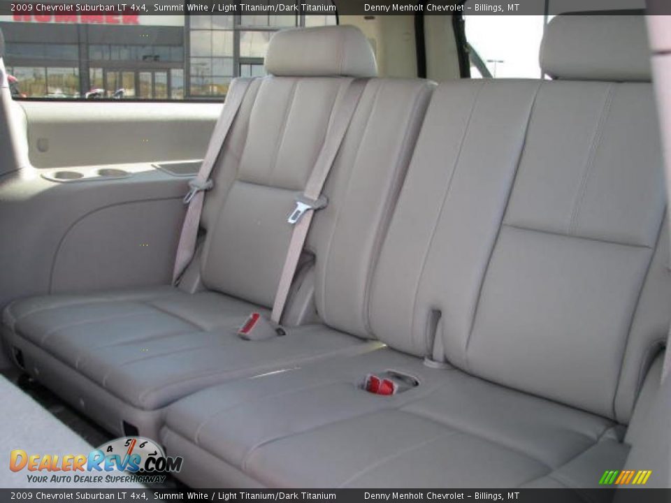2009 Chevrolet Suburban LT 4x4 Summit White / Light Titanium/Dark Titanium Photo #8