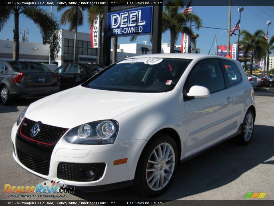 2007 Volkswagen GTI 2 Door Candy White / Interlagos Plaid Cloth Photo #1