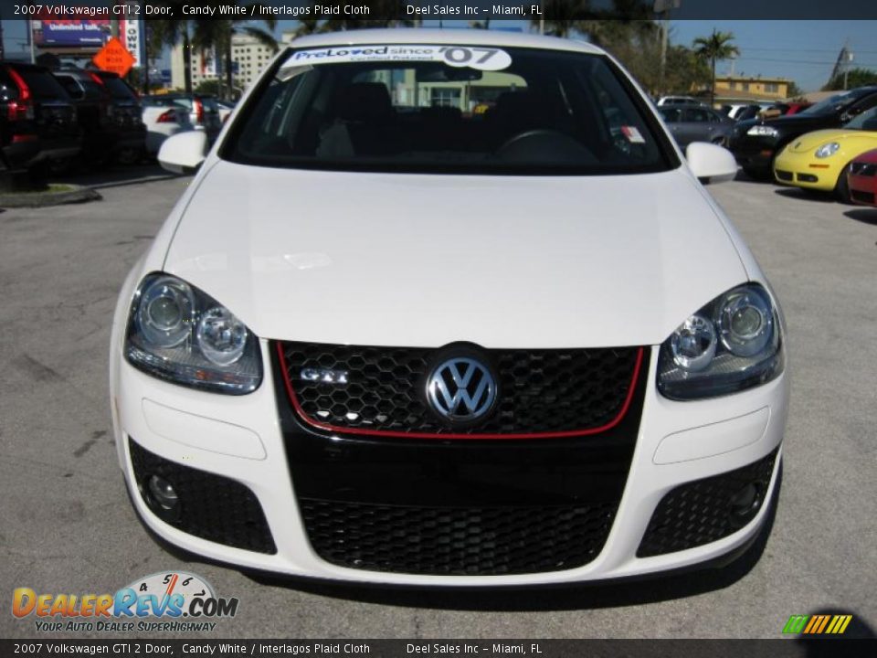 2007 Volkswagen GTI 2 Door Candy White / Interlagos Plaid Cloth Photo #8