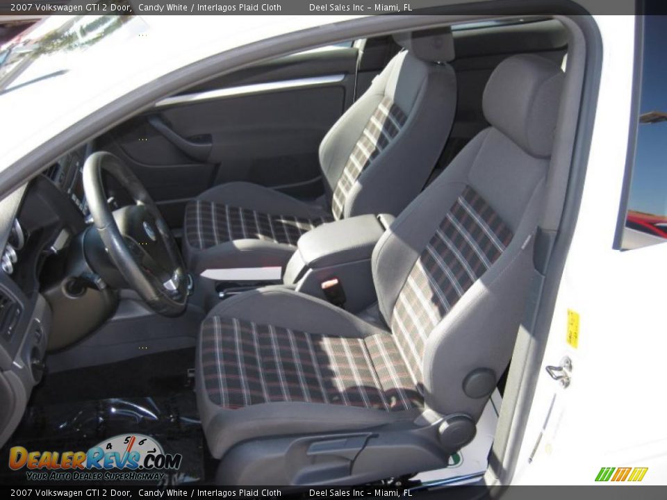 2007 Volkswagen GTI 2 Door Candy White / Interlagos Plaid Cloth Photo #9