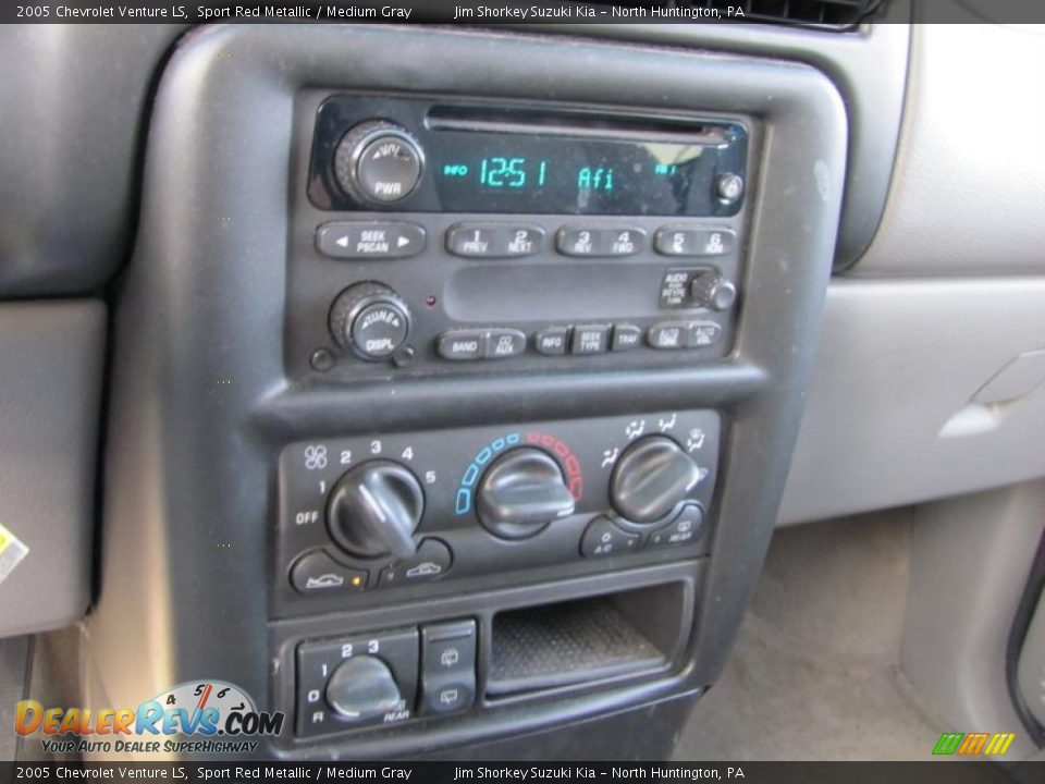 2005 Chevrolet Venture LS Sport Red Metallic / Medium Gray Photo #10
