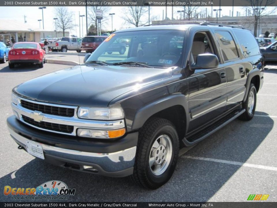 2003 Chevrolet Suburban 1500 4x4 Dark Gray Metallic / Gray/Dark Charcoal Photo #3