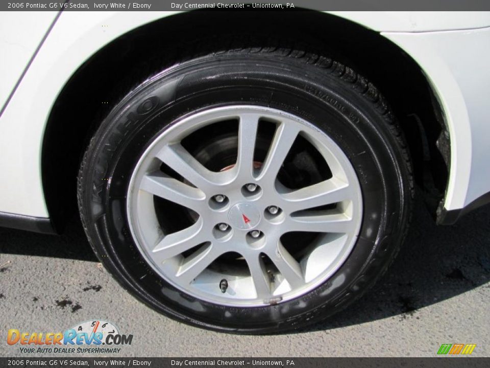 2006 Pontiac G6 V6 Sedan Ivory White / Ebony Photo #3