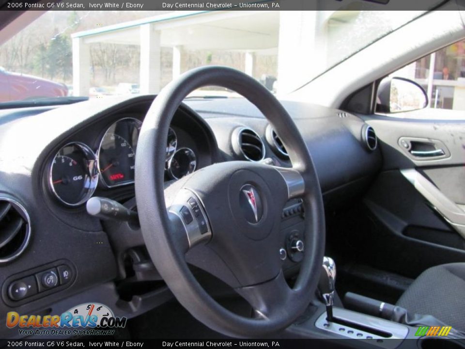 2006 Pontiac G6 V6 Sedan Ivory White / Ebony Photo #7