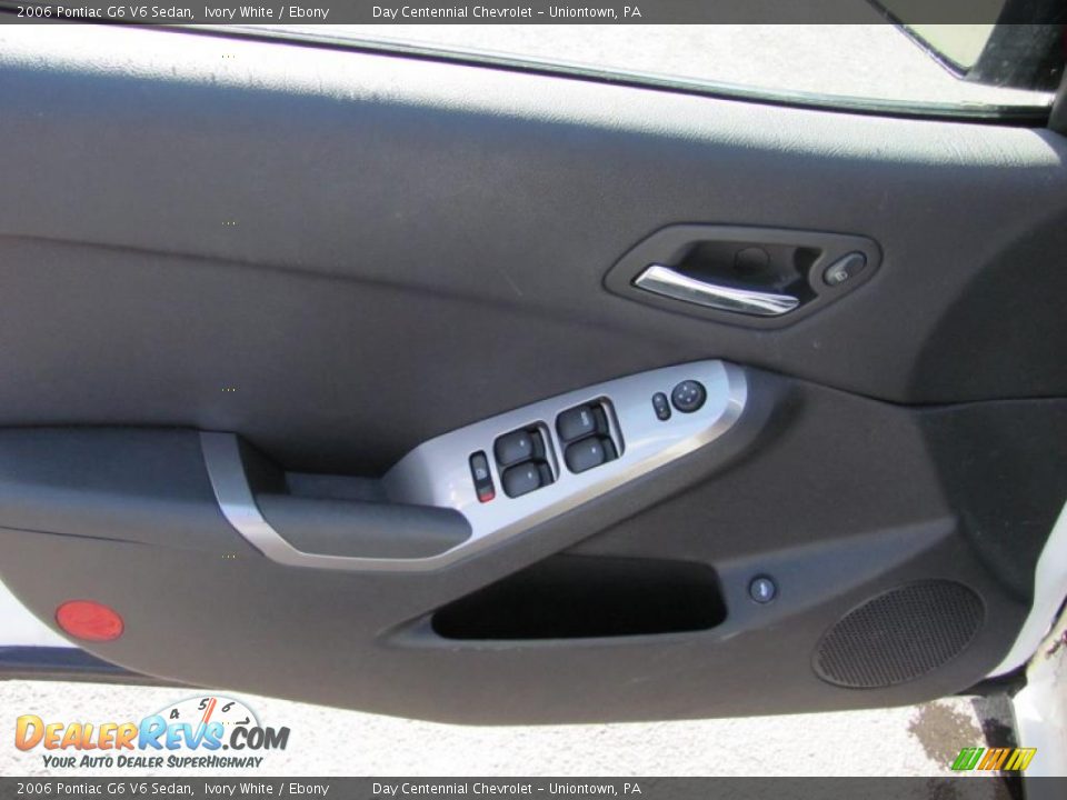 2006 Pontiac G6 V6 Sedan Ivory White / Ebony Photo #11