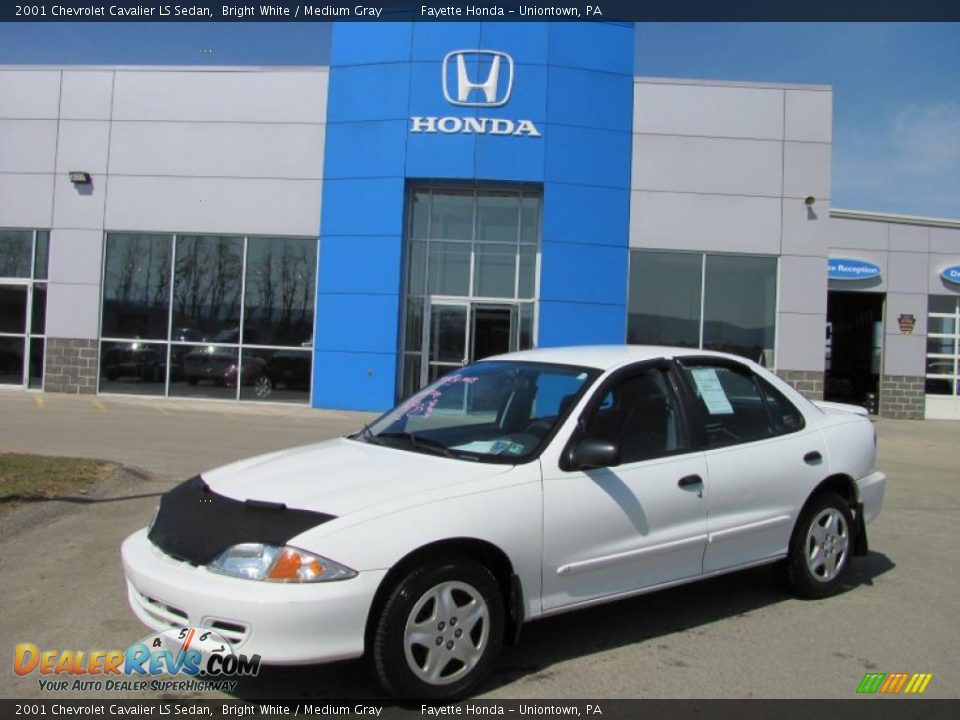 2001 Chevrolet Cavalier LS Sedan Bright White / Medium Gray Photo #1