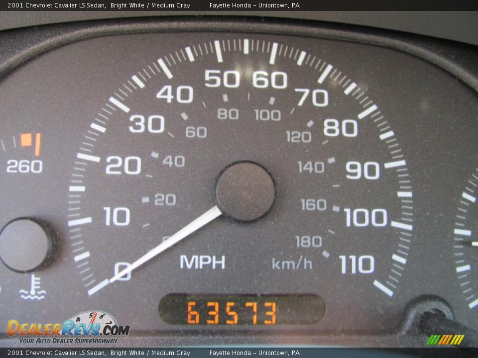 2001 Chevrolet Cavalier LS Sedan Bright White / Medium Gray Photo #20