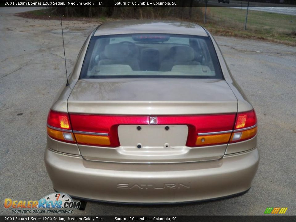 2001 Saturn L Series L200 Sedan Medium Gold / Tan Photo #6